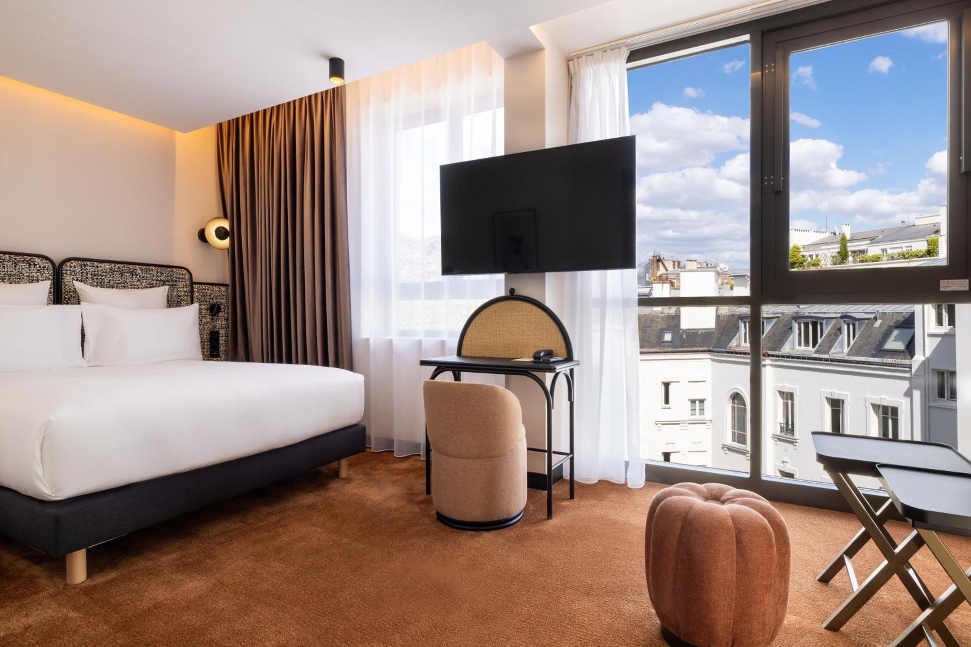 Junior Suite with One Double and One Sofa Bed